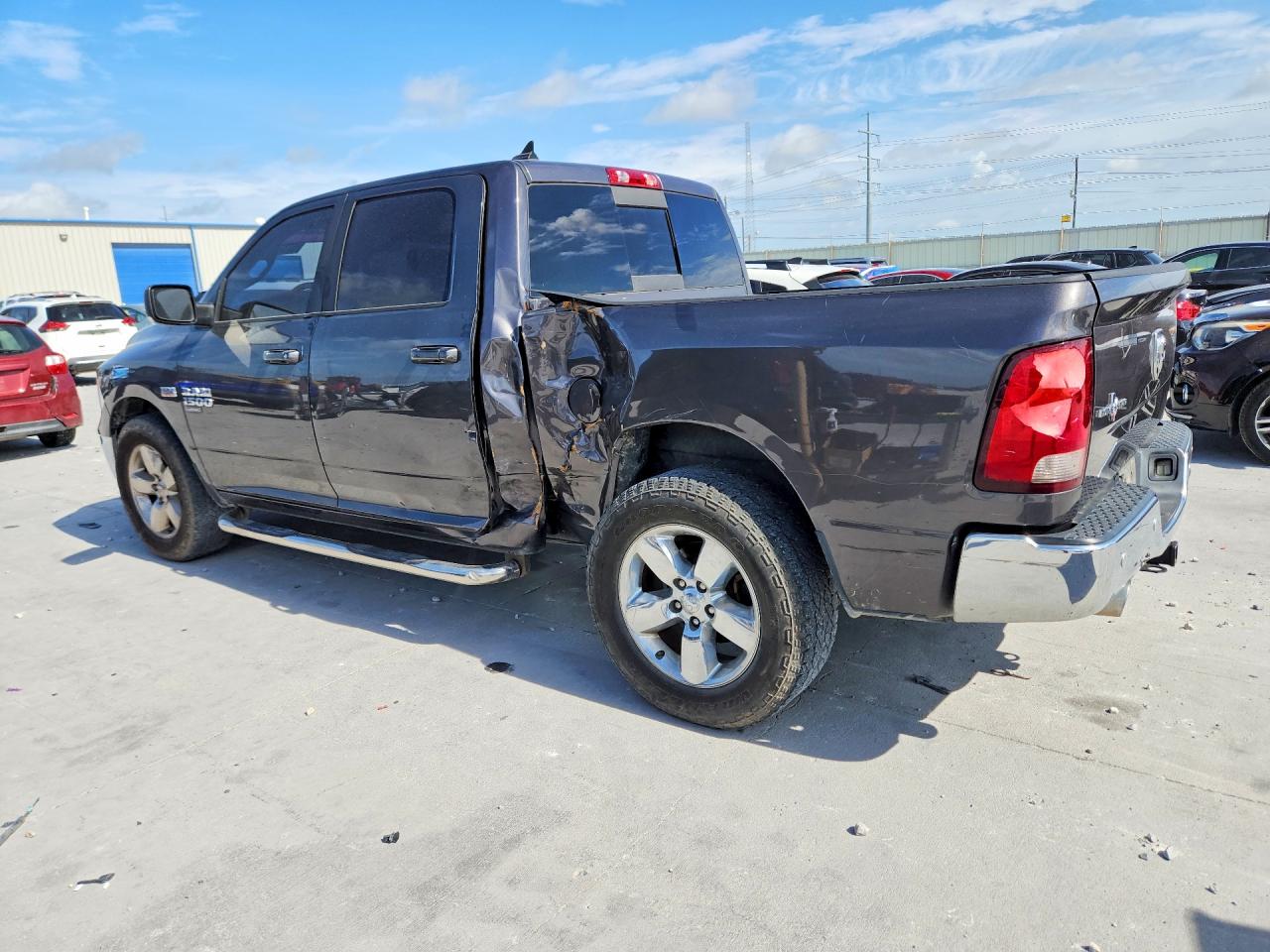 1C6RR6LT5KS539038 · 2019 RAM 1500 CLASSIC · 2/12