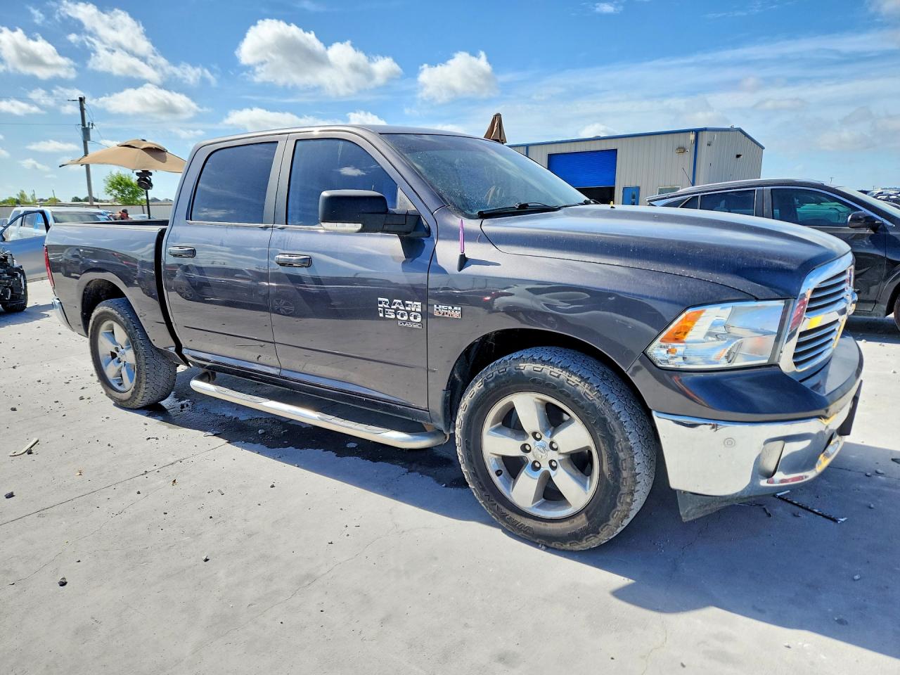 1C6RR6LT5KS539038 · 2019 RAM 1500 CLASSIC · 4/12