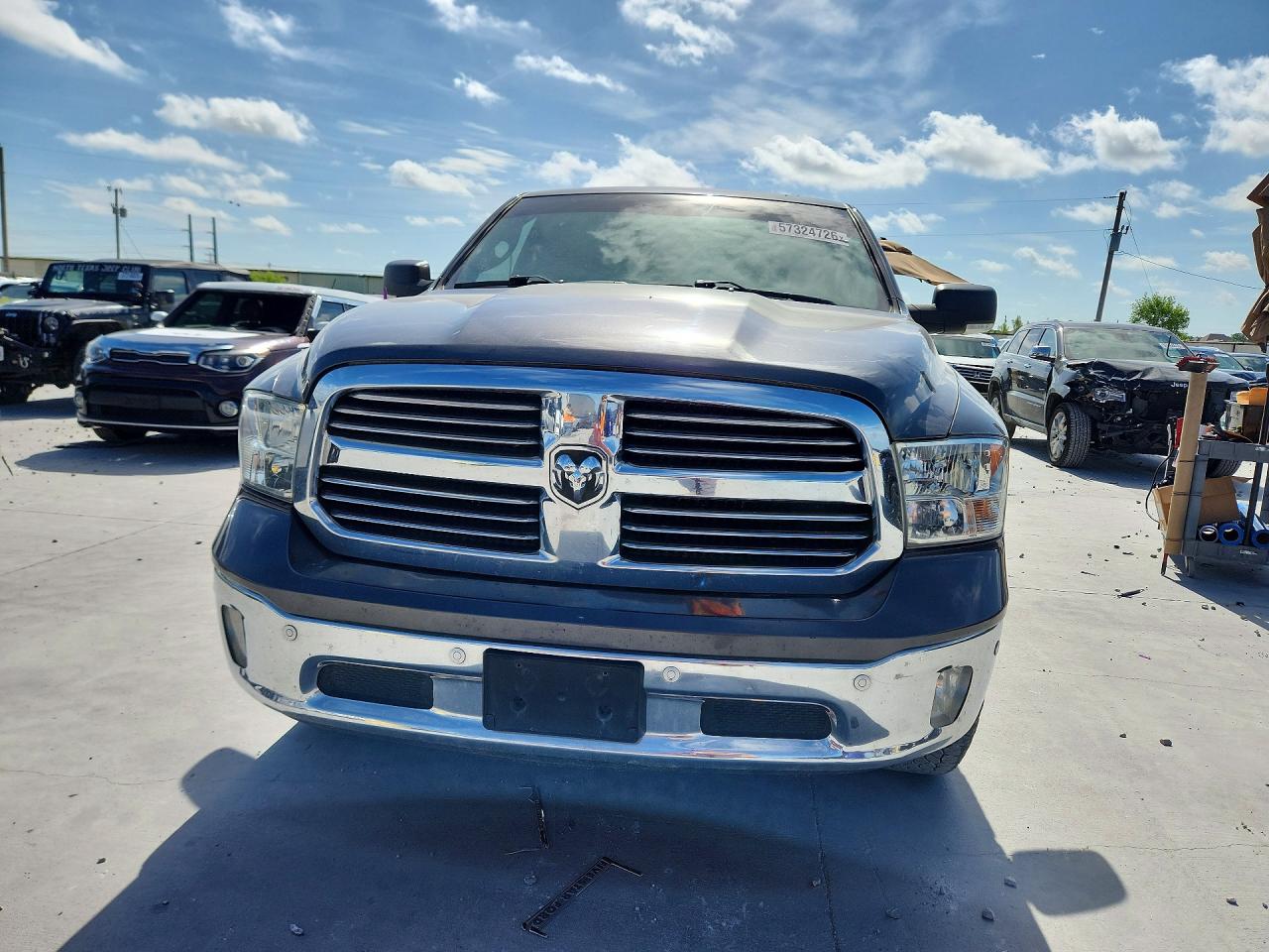 1C6RR6LT5KS539038 · 2019 RAM 1500 CLASSIC · 5/12