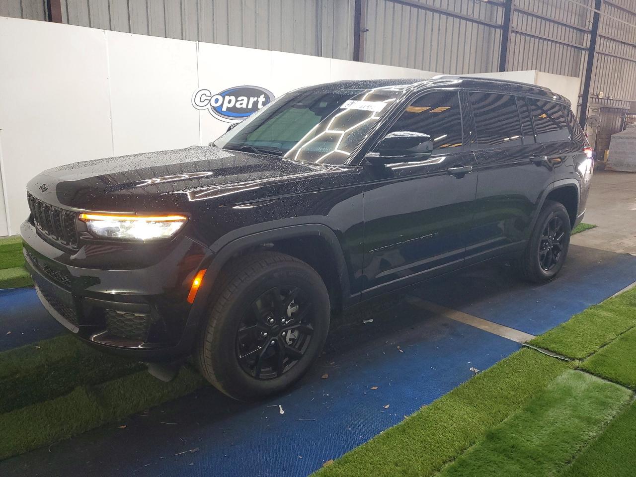 1C4RJKAG3S8766952 · 2025 JEEP GRAND CHEROKEE