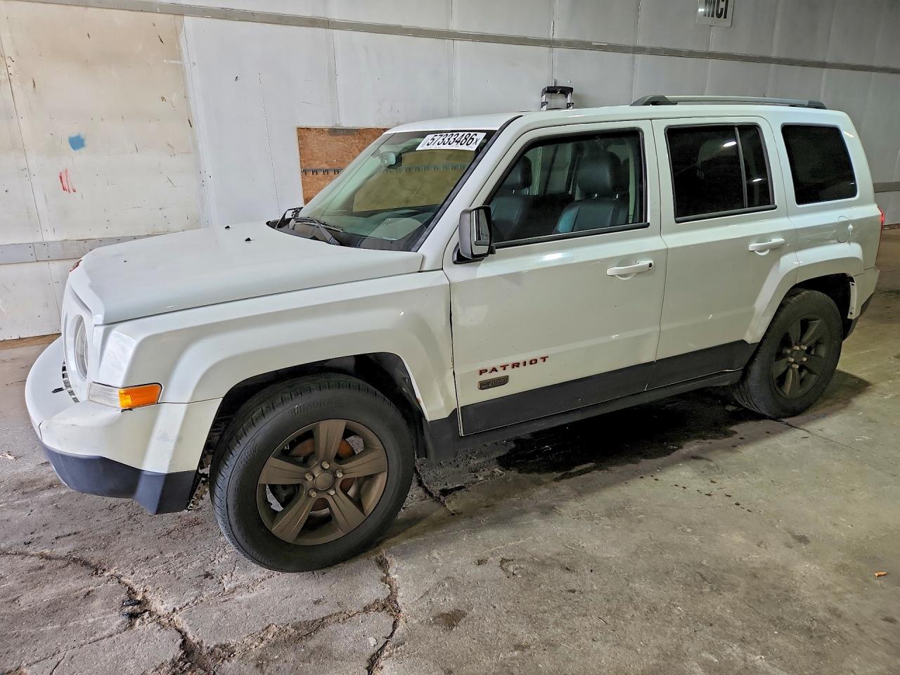 1C4NJPBB9GD796082 · 2016 JEEP PATRIOT