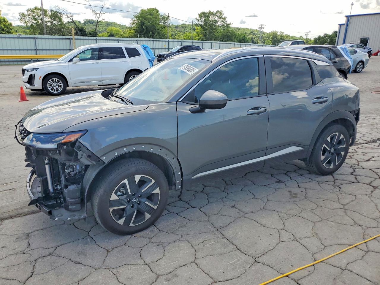 3N8AP6CB2SL408932 · 2025 NISSAN KICKS