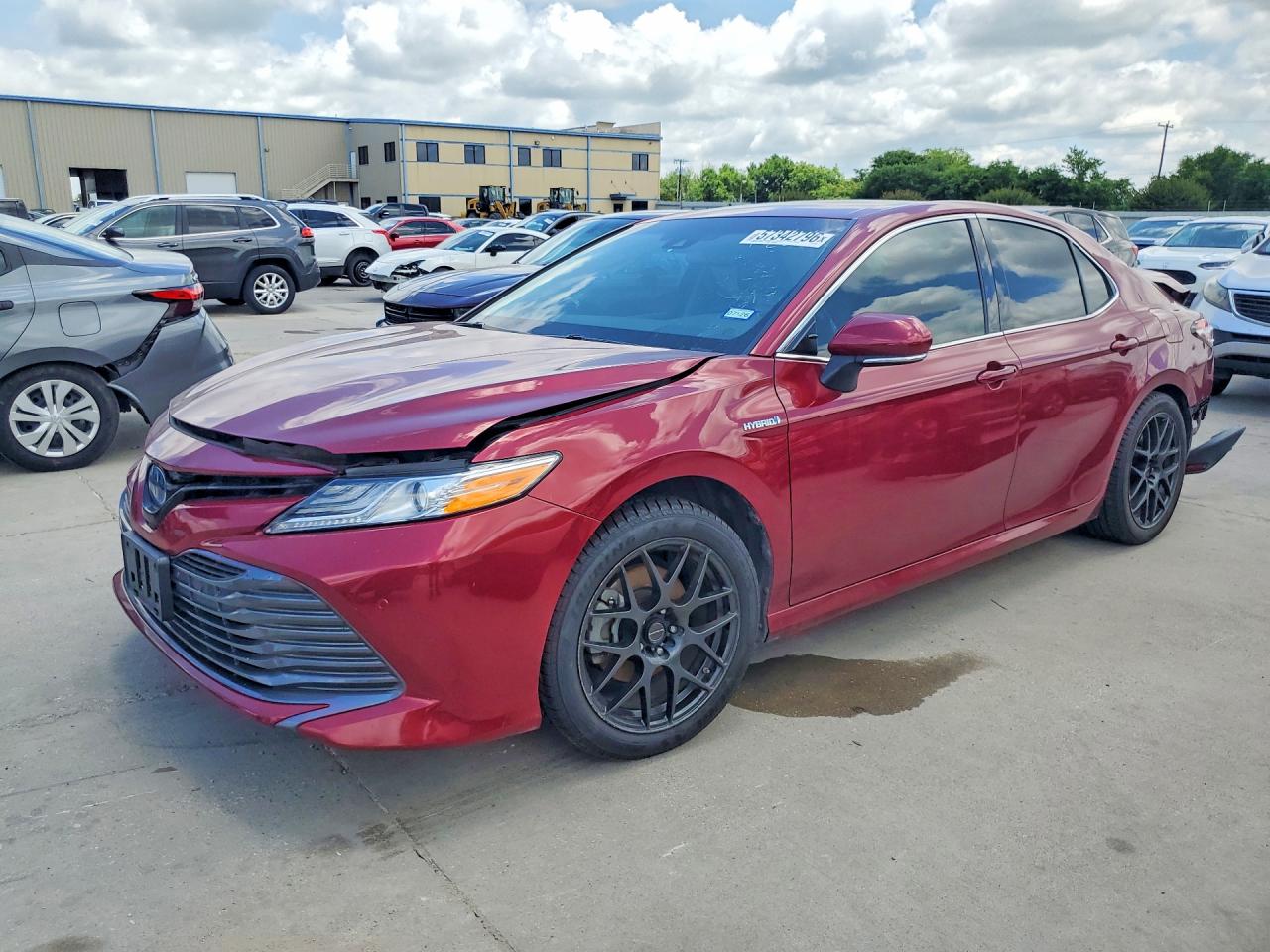 4T1B21HK9JU505443 · 2018 TOYOTA CAMRY HYBRID