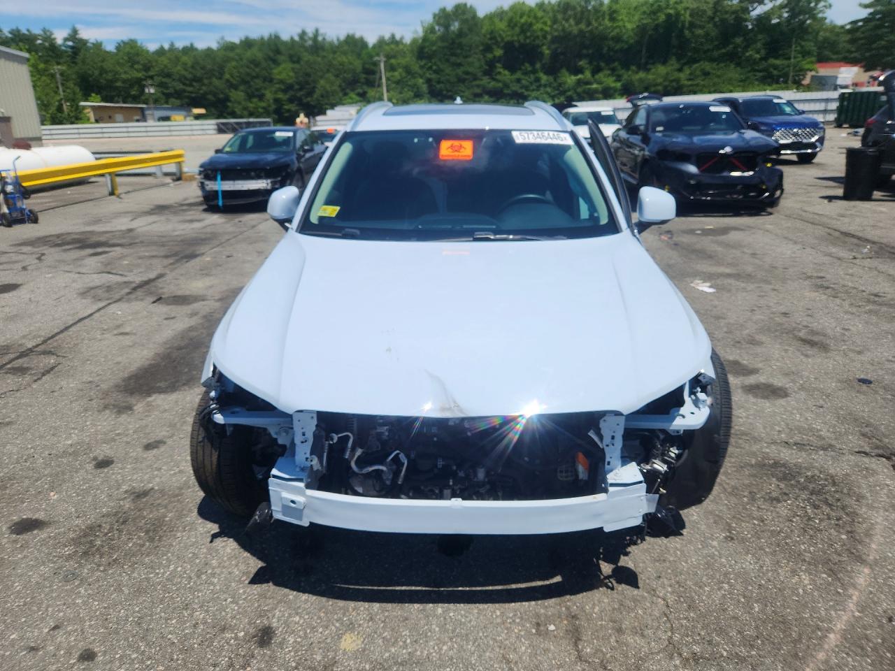 YV4L12UF4R2343896 · 2024 VOLVO XC40 · 5/13