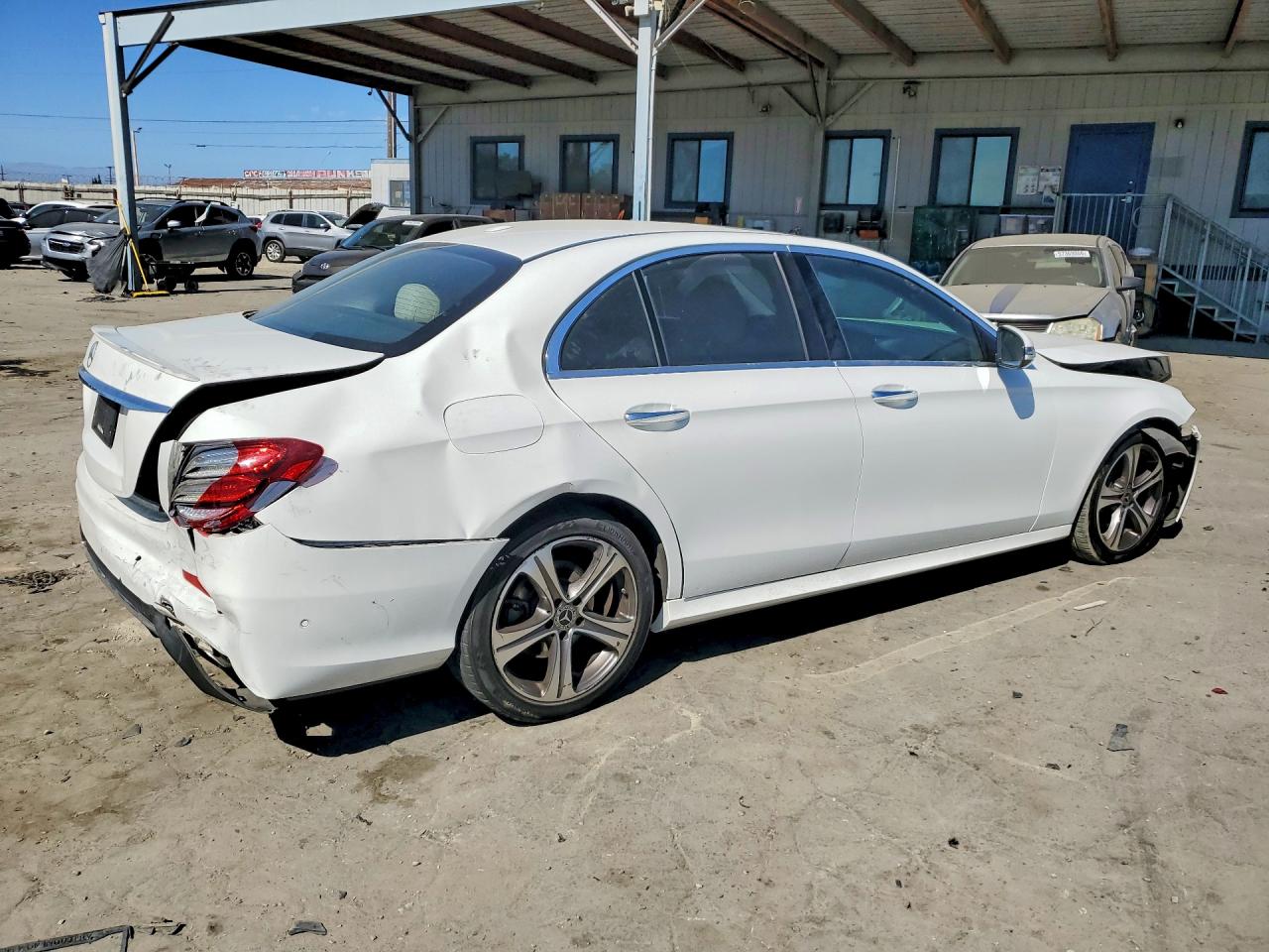 WDDZF4JB5HA285657 · 2017 MERCEDES-BENZ E · 3/12