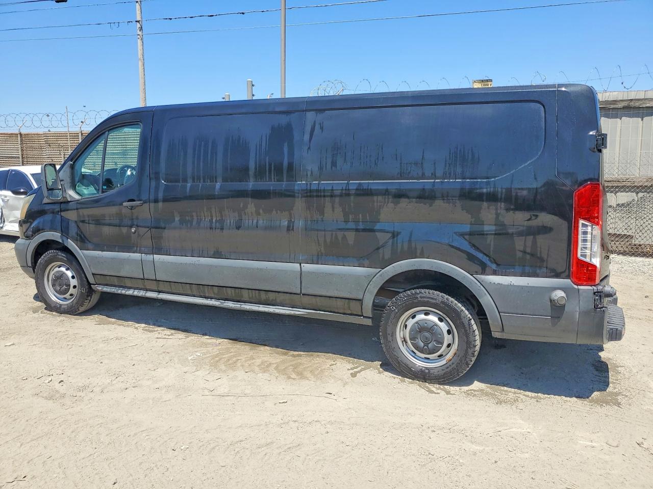 1FTBW2YG4FKB09305 · 2015 FORD TRANSIT · 2/13