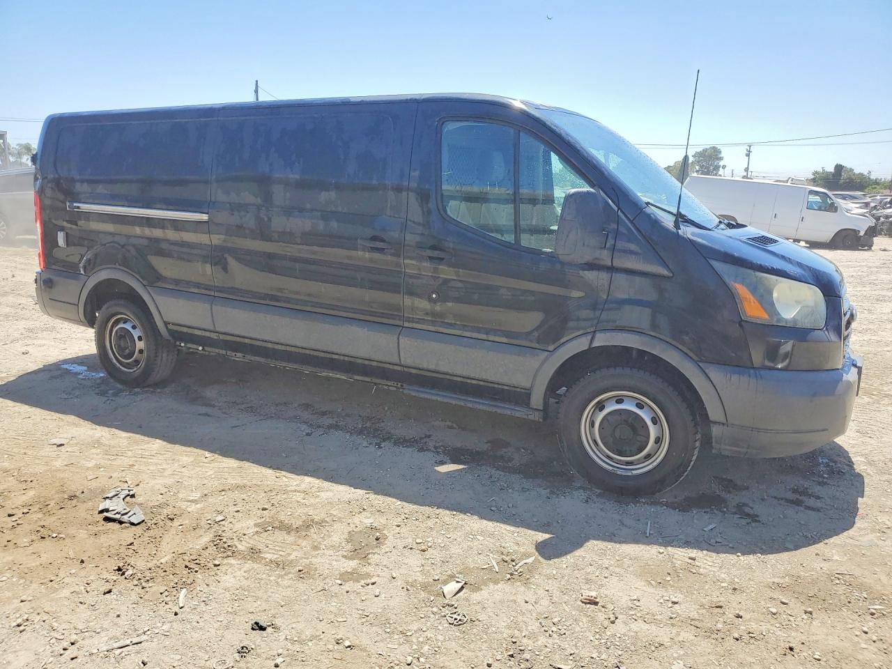 1FTBW2YG4FKB09305 · 2015 FORD TRANSIT · 4/13