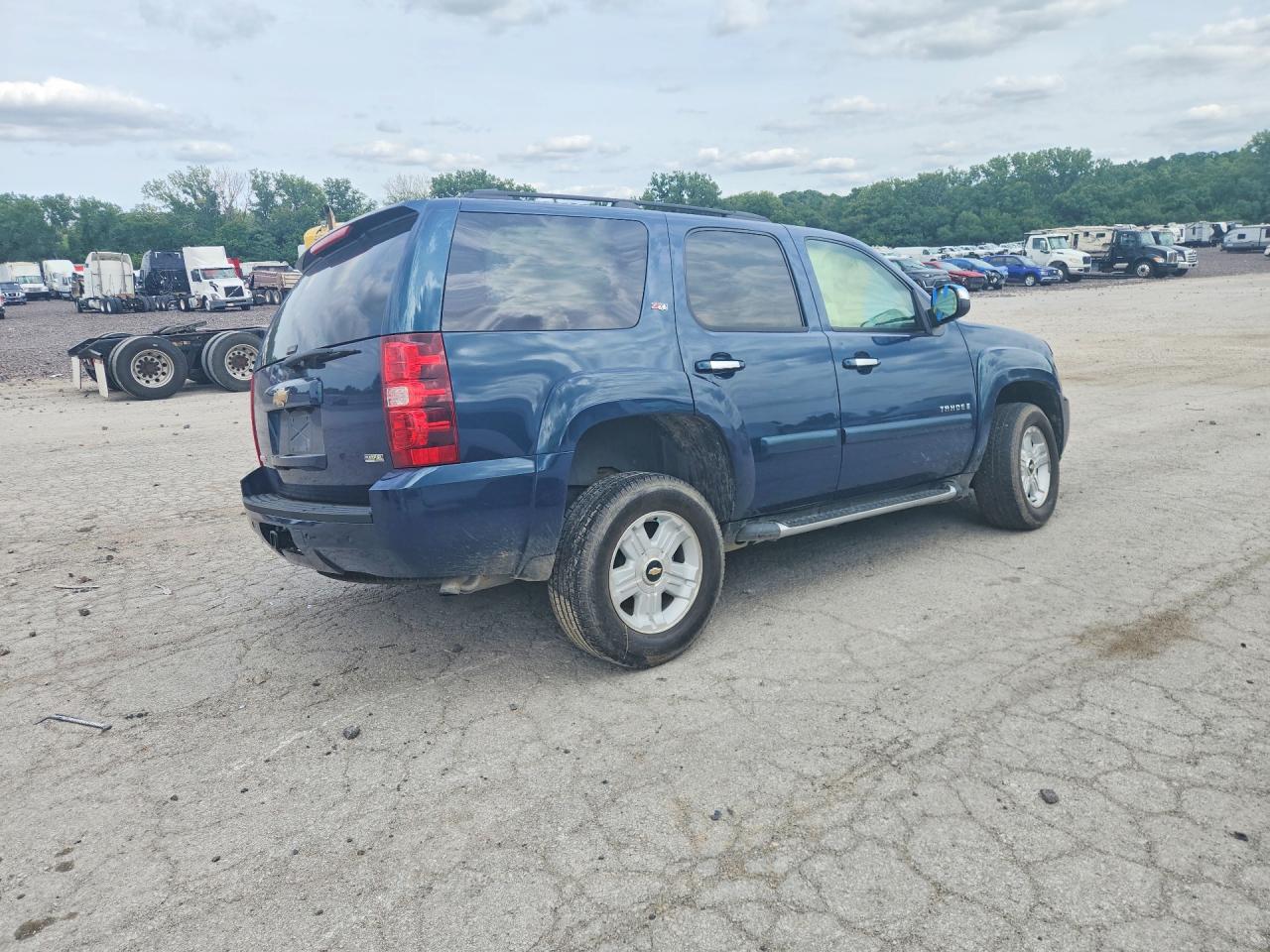 1GNFK13007R404161 · 2007 CHEVROLET TAHOE · 3/13