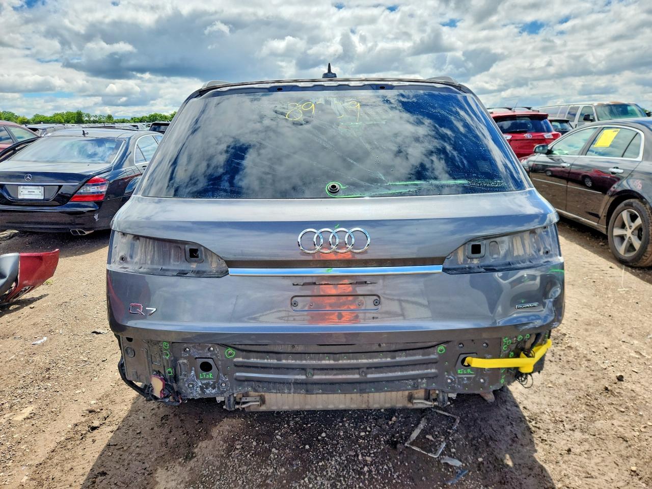 WA1VXAF79MD020381 · 2021 AUDI Q7 · 6/12