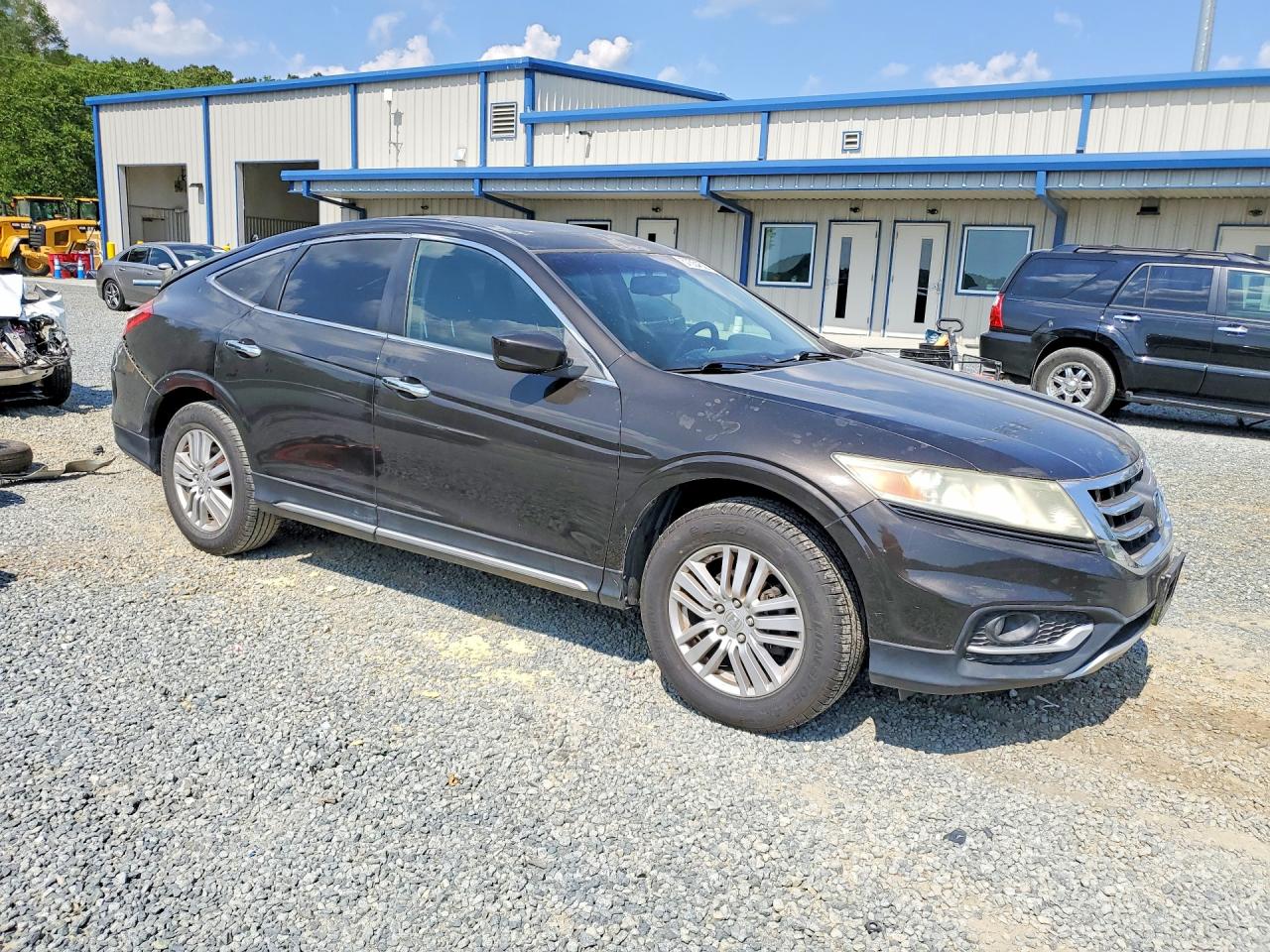 5J6TF3H32EL000061 · 2014 HONDA CROSSTOUR EX · 4/13