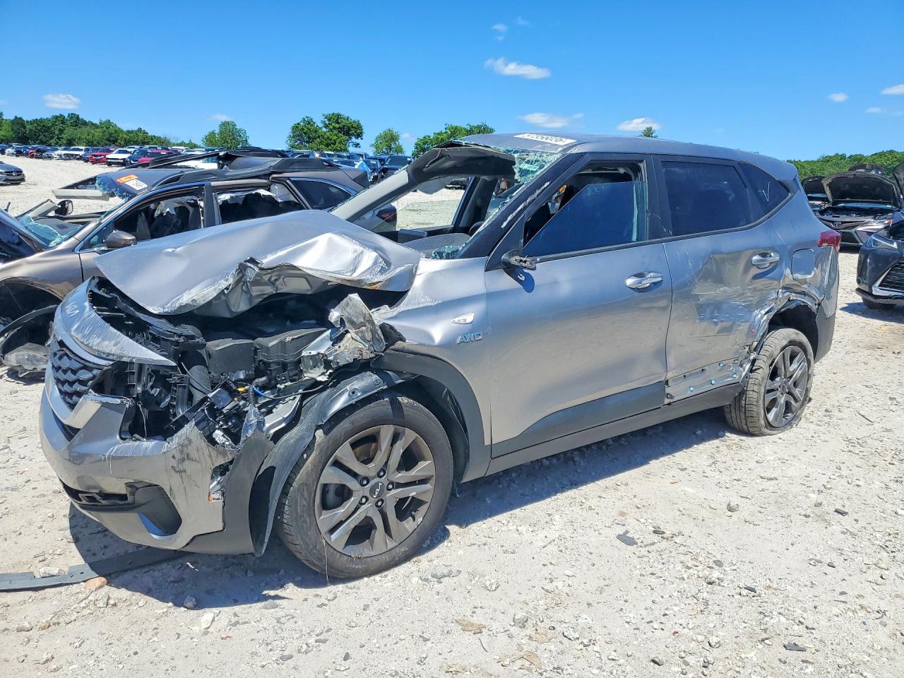 KNDEPCAA7P7350950 · 2023 KIA SELTOS