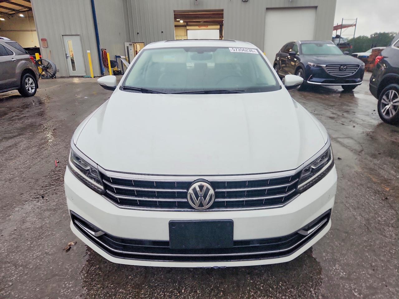 1VWGT7A30HC004967 · 2017 VOLKSWAGEN PASSAT · 5/12