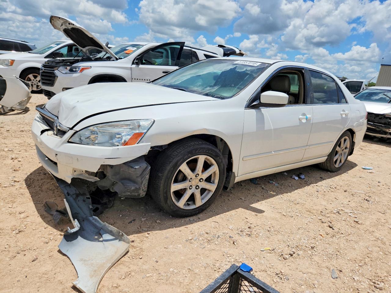1HGCM56767A201023 · 2007 HONDA ACCORD