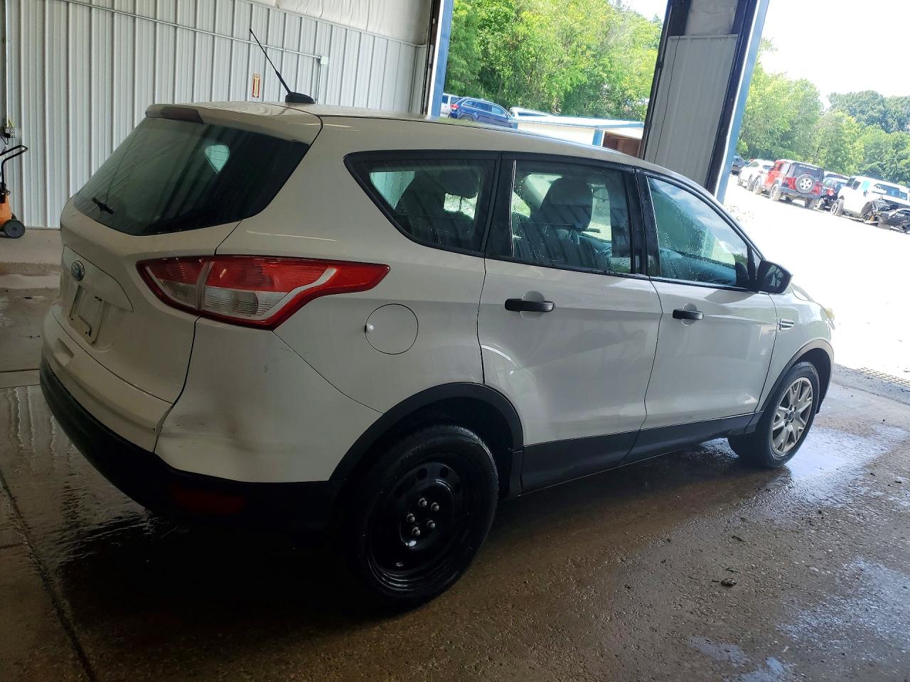 1FMCU0F72DUB47145 · 2013 FORD ESCAPE · 3/13