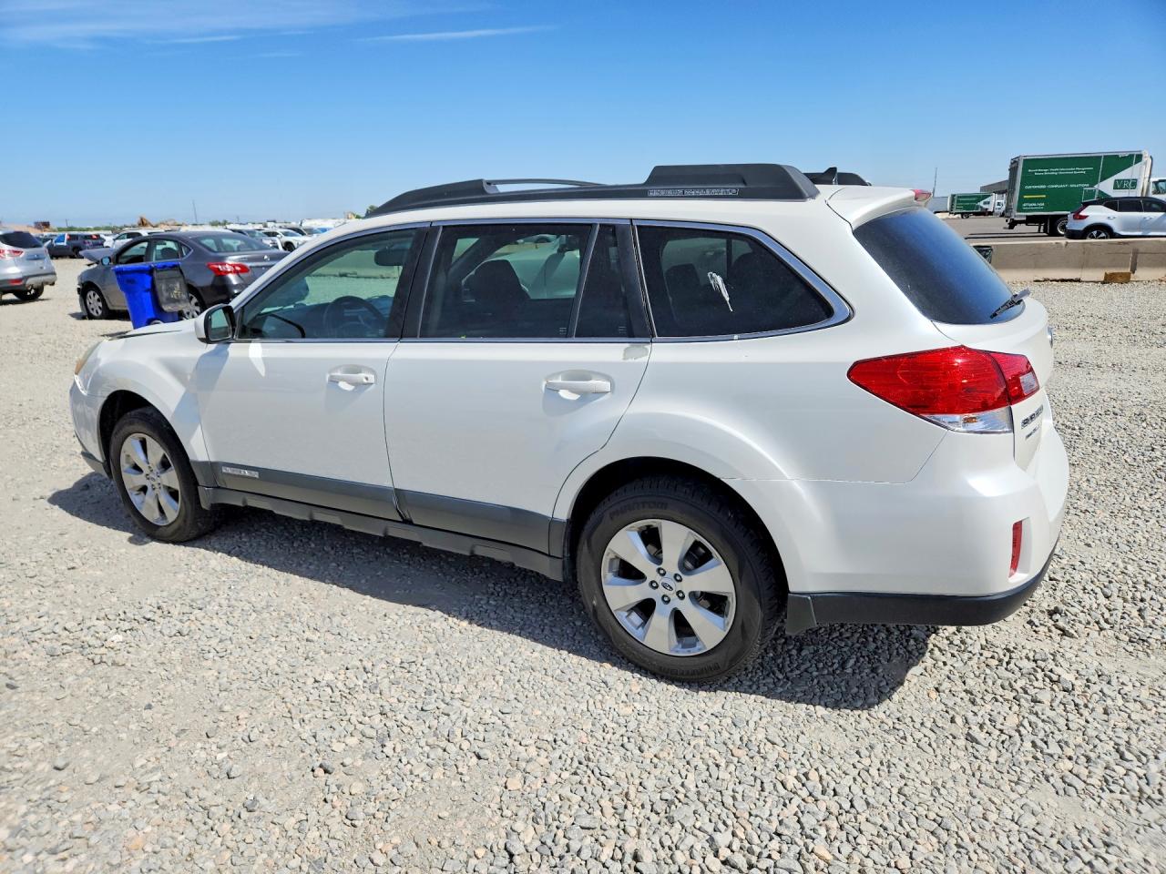 4S4BRCJC3C3268001 · 2012 SUBARU OUTBACK · 2/13