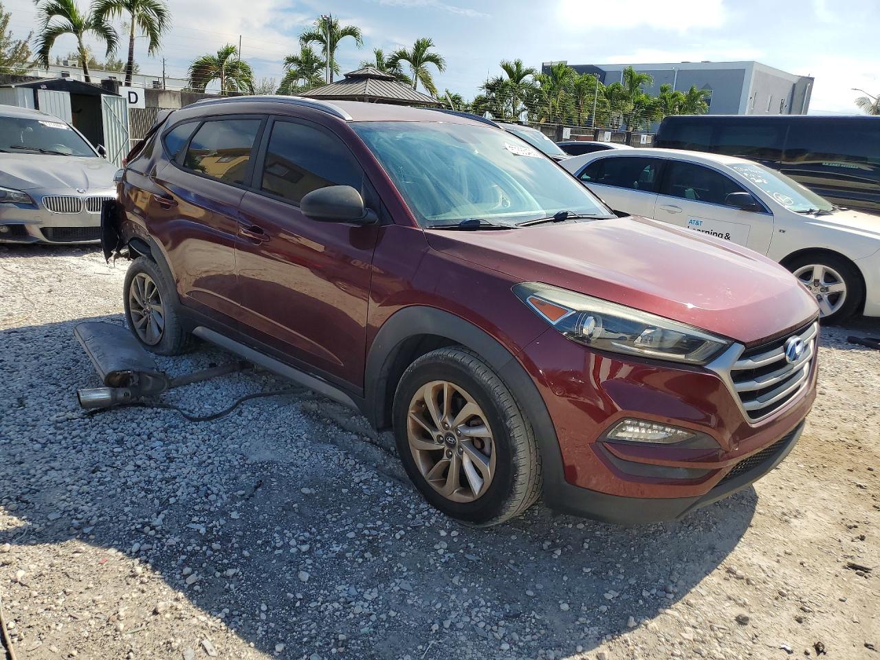 KM8J33A4XHU387610 · 2017 HYUNDAI TUCSON · 4/12