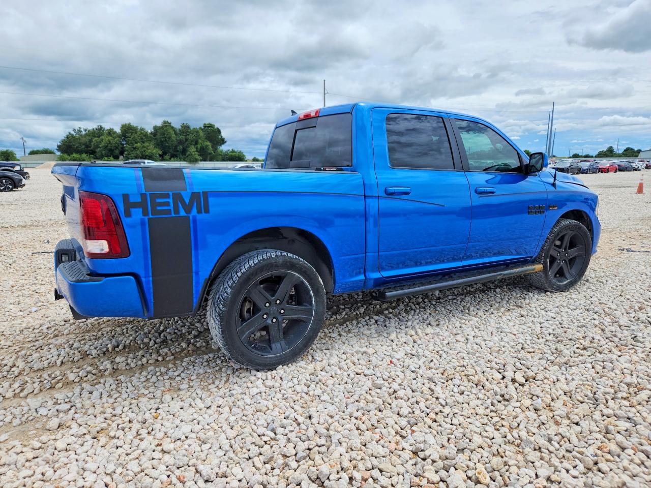 1C6RR6MT8JS195668 · 2018 RAM 1500 · 3/12