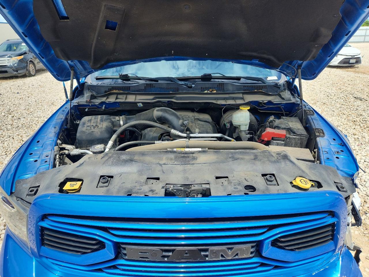 1C6RR6MT8JS195668 · 2018 RAM 1500 · 11/12