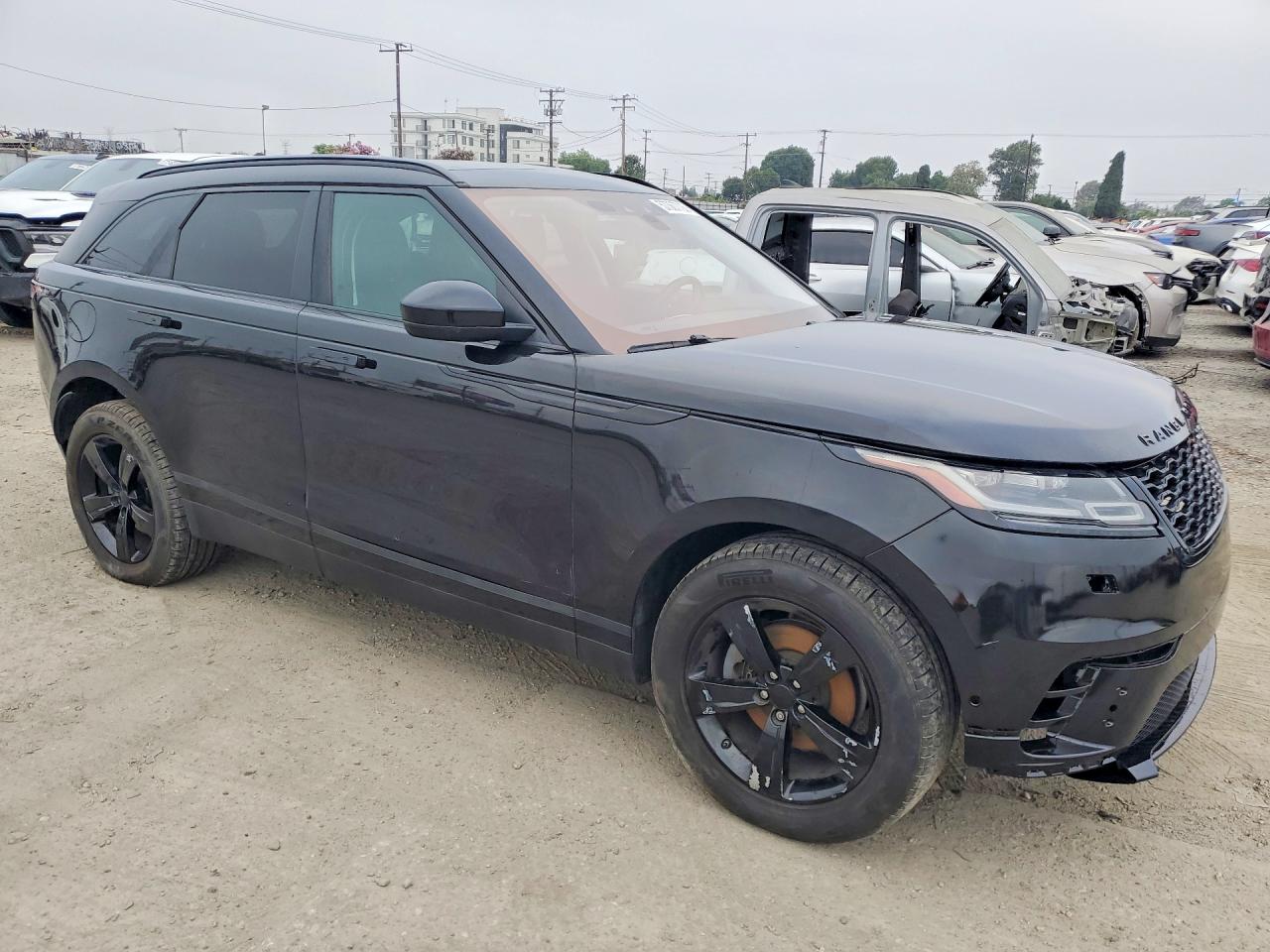 SALYB2EX7KA794080 · 2019 LAND ROVER RANGE ROVER VELAR · 4/13