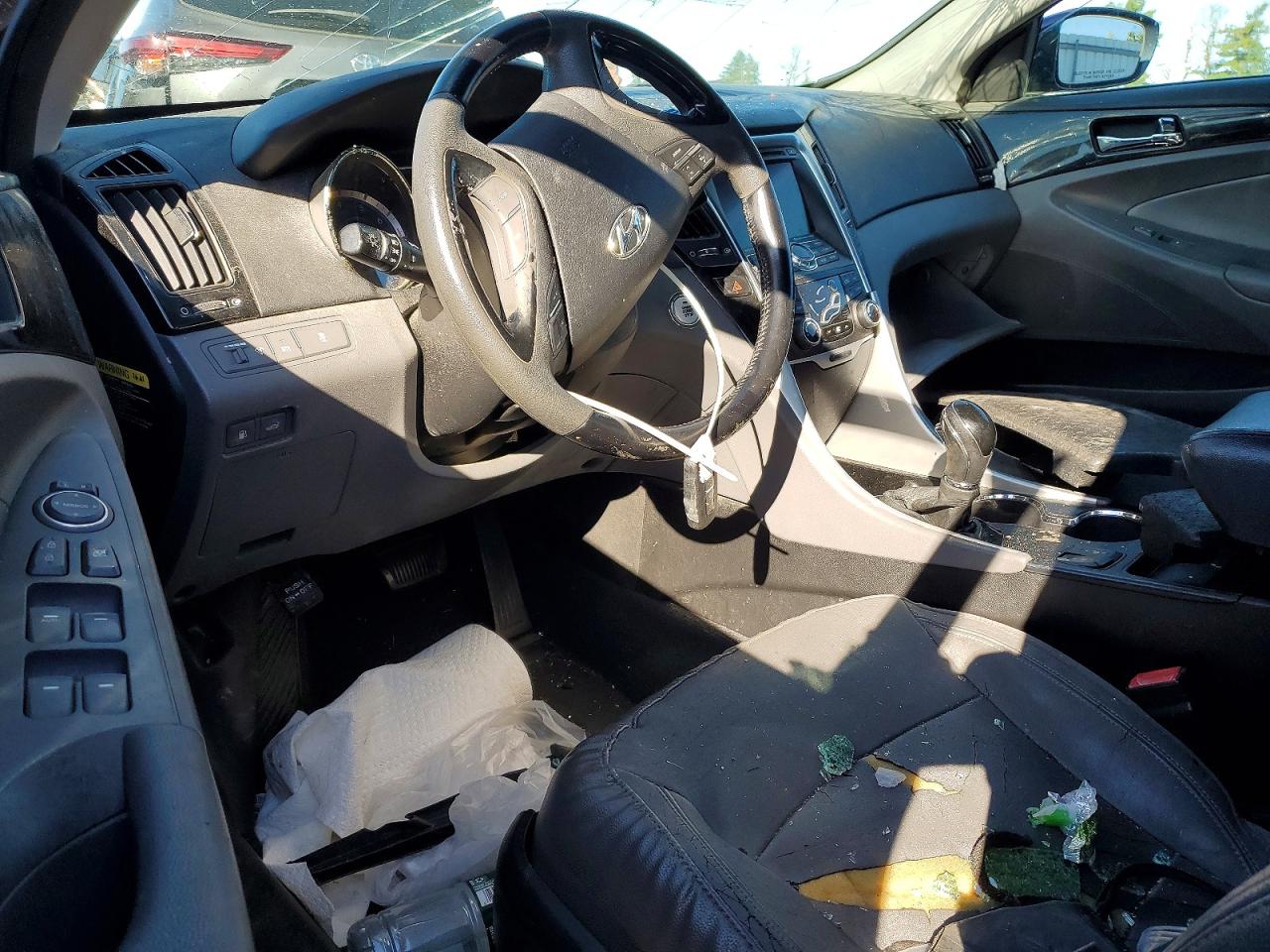 5NPEC4AC4DH674870 · 2013 HYUNDAI SONATA · 8/12