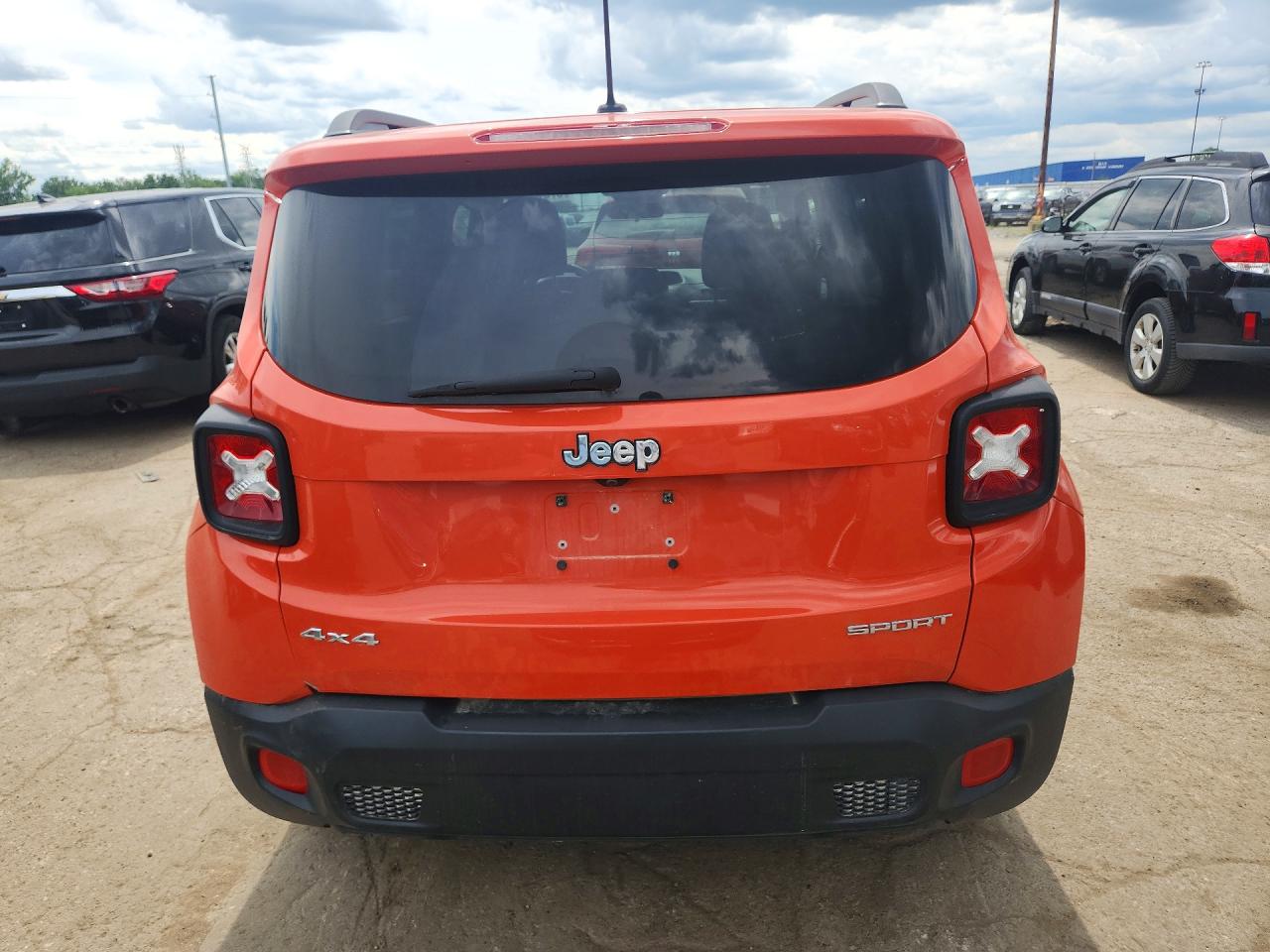 ZACCJBAT4GPE33100 · 2016 JEEP RENEGADE · 5/12