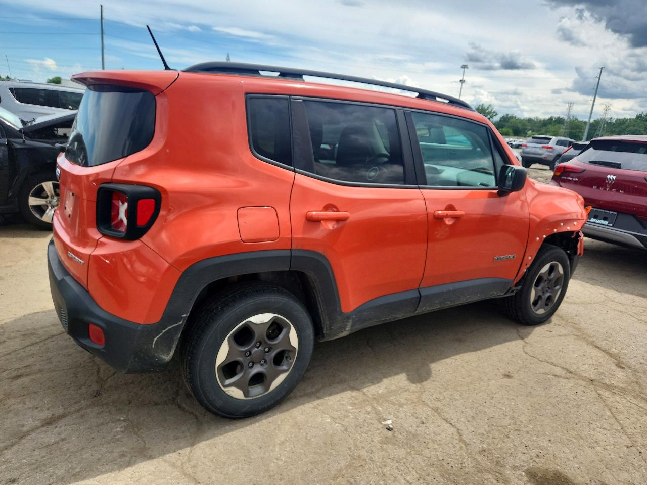 ZACCJBAT4GPE33100 · 2016 JEEP RENEGADE · 3/12