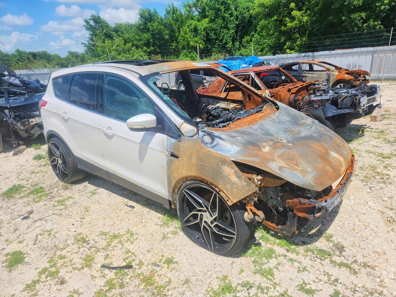 1FMCU0H93DUD88372 · 2013 FORD ESCAPE · 4/12