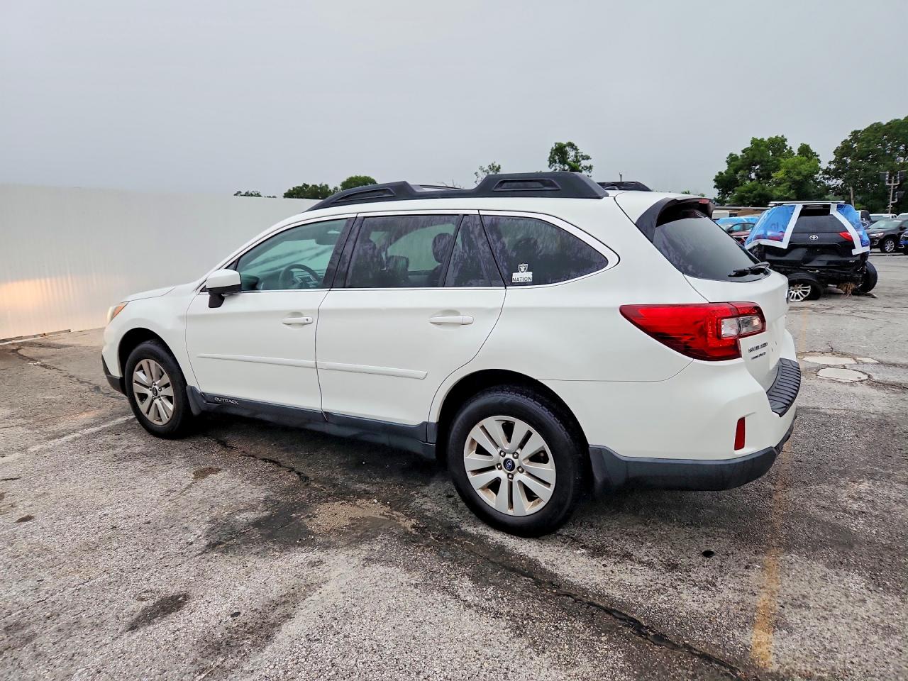 4S4BSBEC4F3233772 · 2015 SUBARU OUTBACK · 2/13