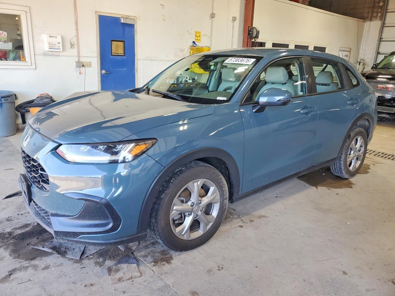 3CZRZ2H34RM743529 · 2024 HONDA HR-V