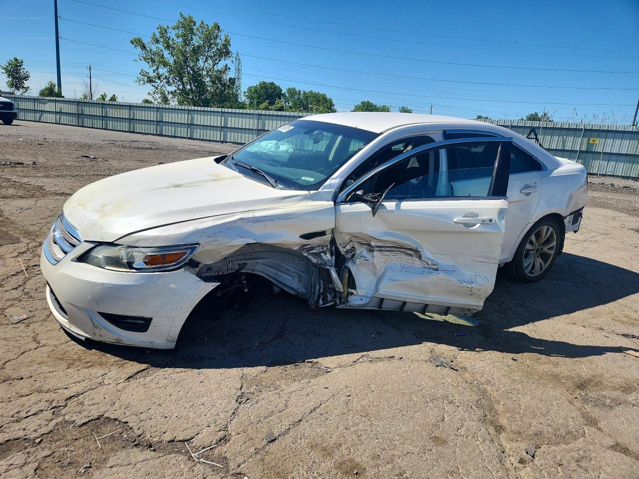 1FAHP2EW7CG134030 · 2012 FORD TAURUS