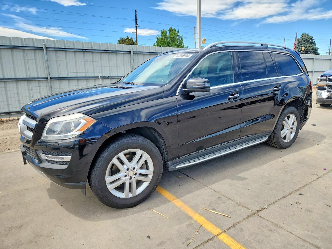 4JGDF2EE8EA324343 · 2014 MERCEDES-BENZ GL