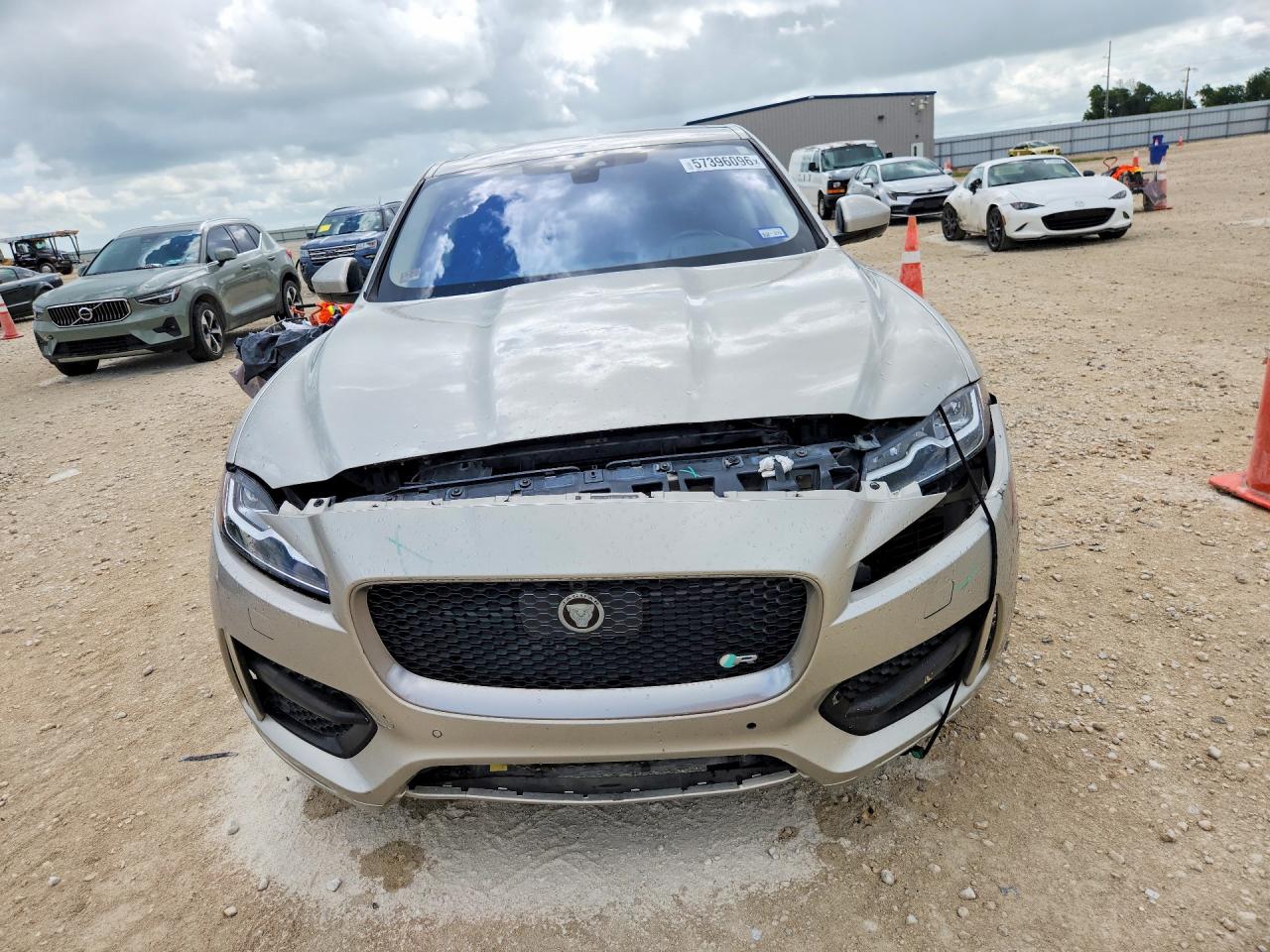 SADCL2BV2HA074832 · 2017 JAGUAR F-PACE · 5/13