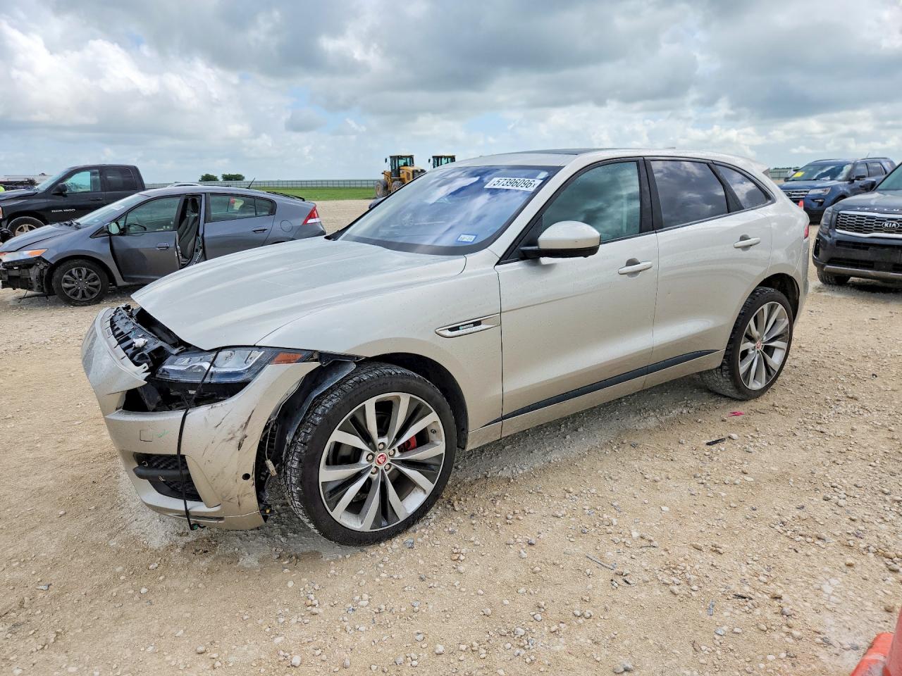 SADCL2BV2HA074832 · 2017 JAGUAR F-PACE
