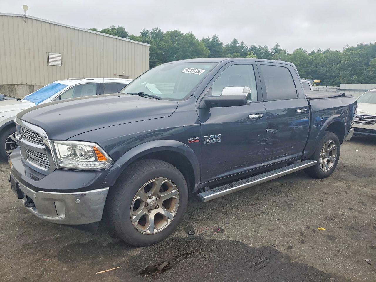 1C6RR7NT1HS702814 · 2017 RAM 1500