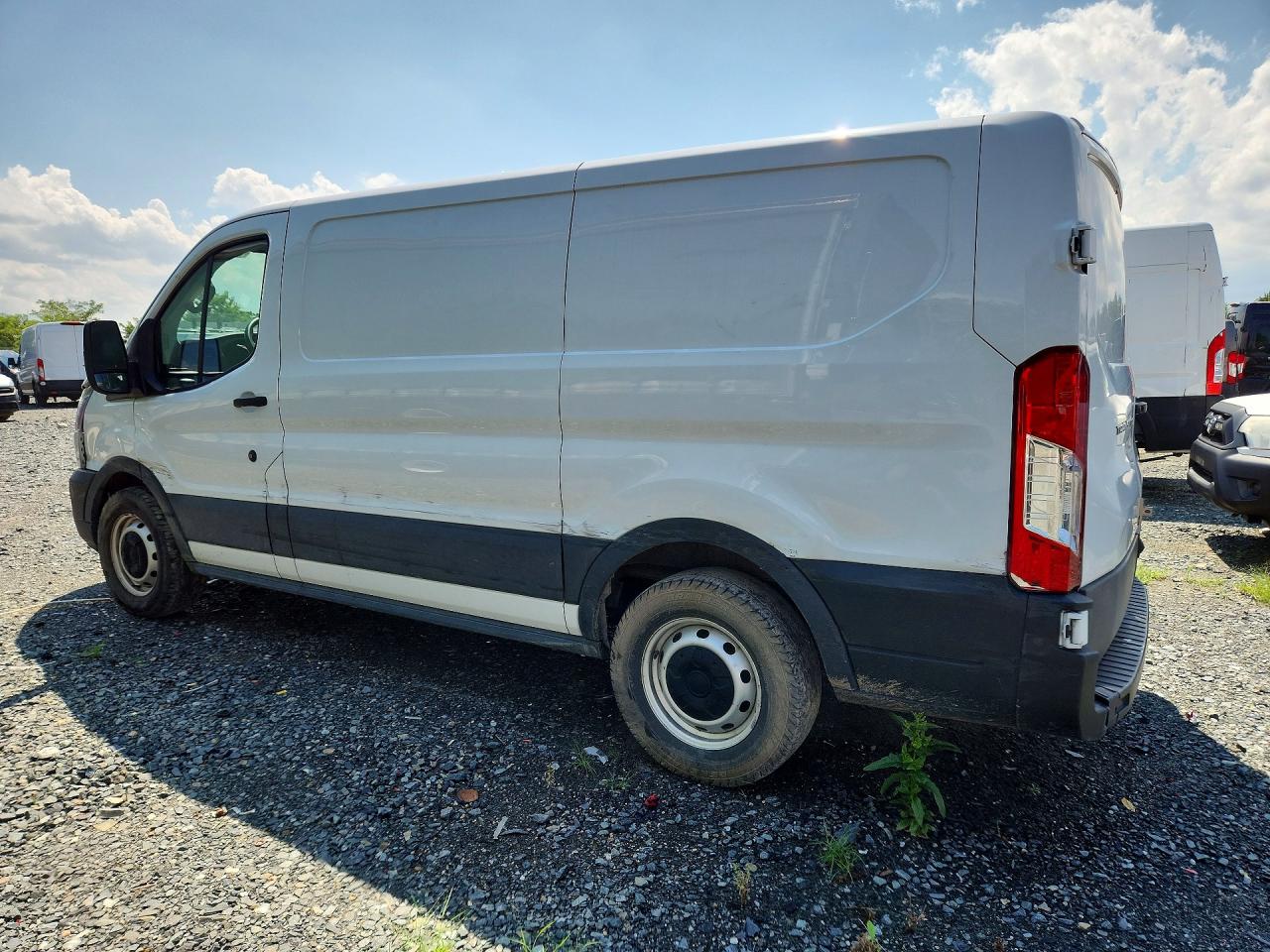 1FTYE1Y8XMKA85542 · 2021 FORD TRANSIT · 2/13