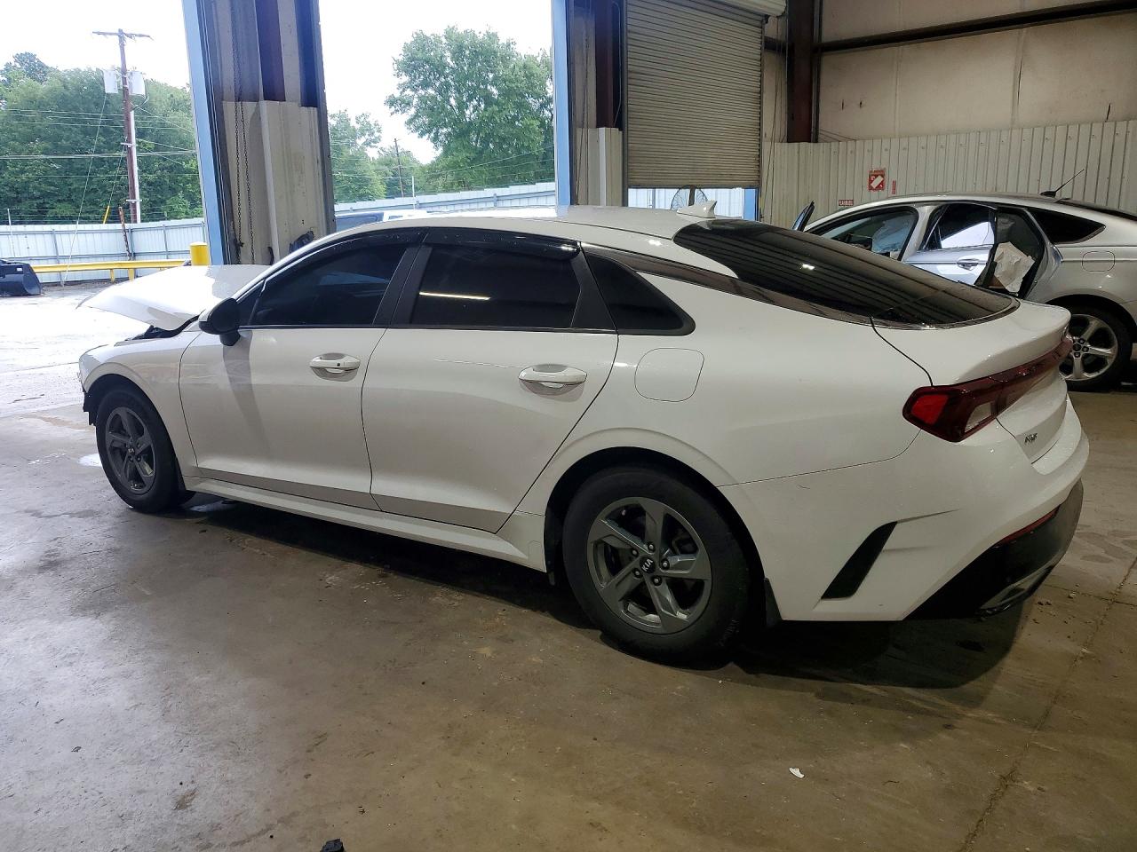 5XXG14J27MG063412 · 2021 KIA K5 · 2/13