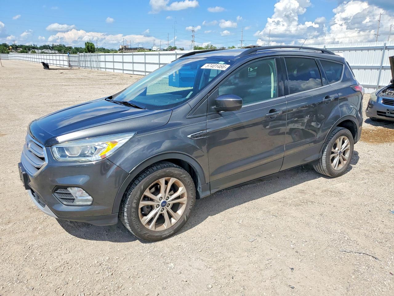 1FMCU0GD1HUB13076 · 2017 FORD ESCAPE