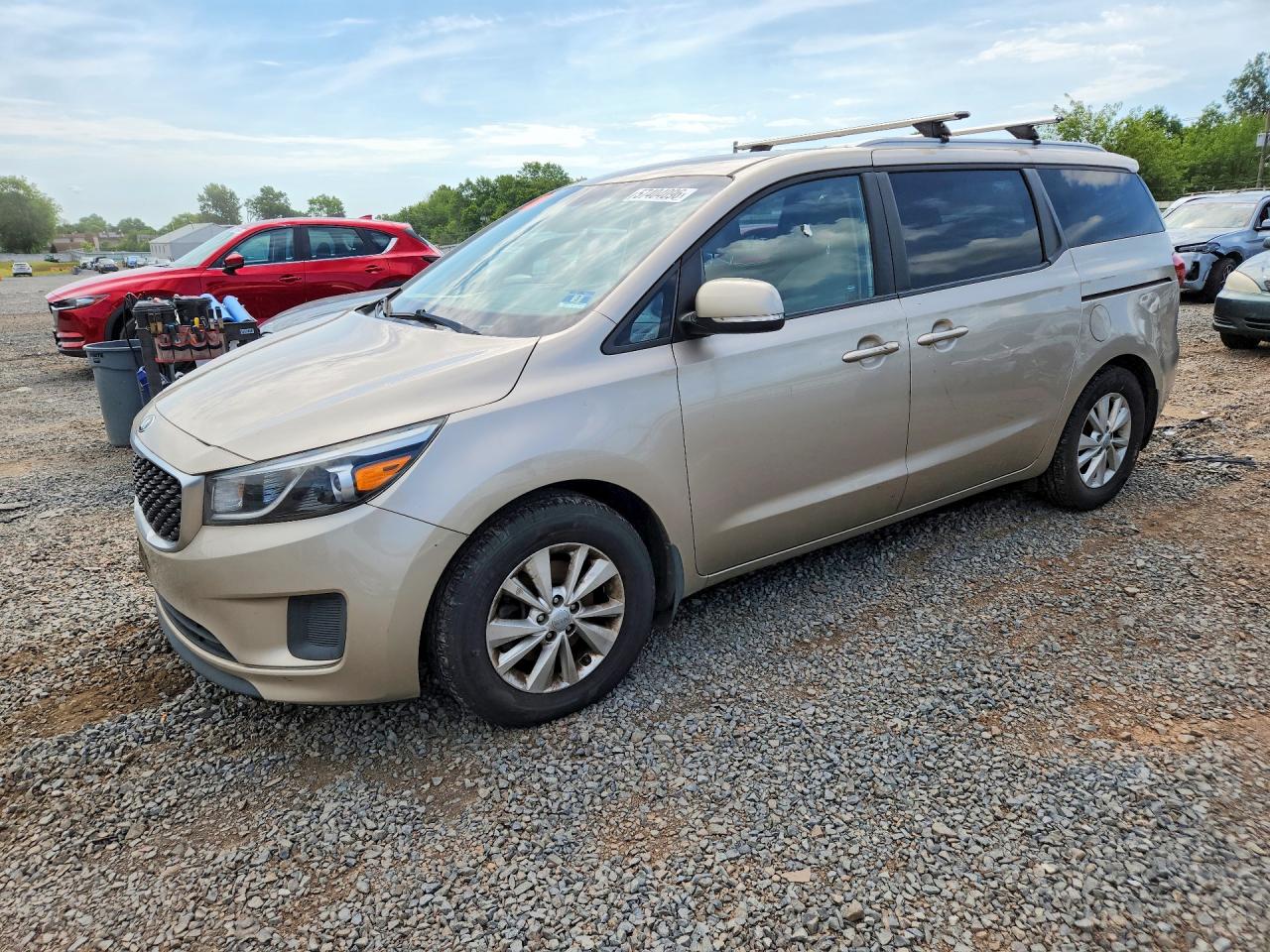 KNDMB5C11G6125240 · 2016 KIA SEDONA
