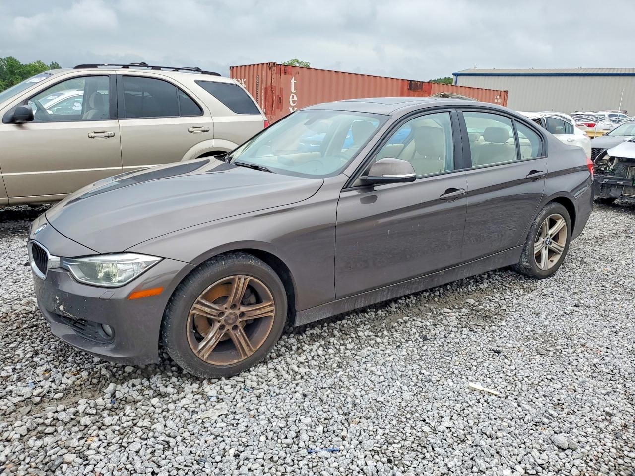 WBA3C1G50DNR48996 · 2013 BMW 328