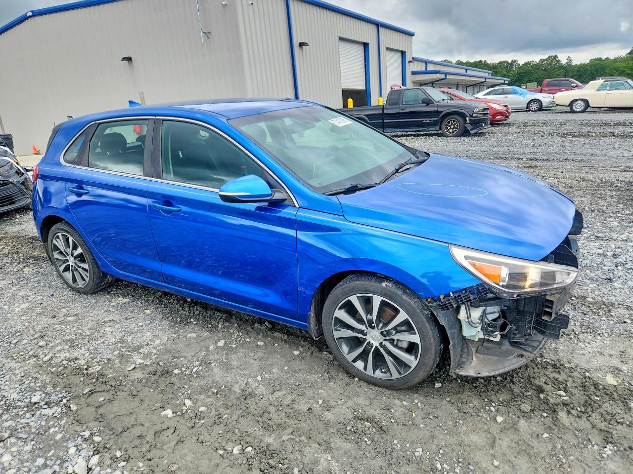 KMHH35LE1JU022237 · 2018 HYUNDAI ELANTRA GT · 4/13