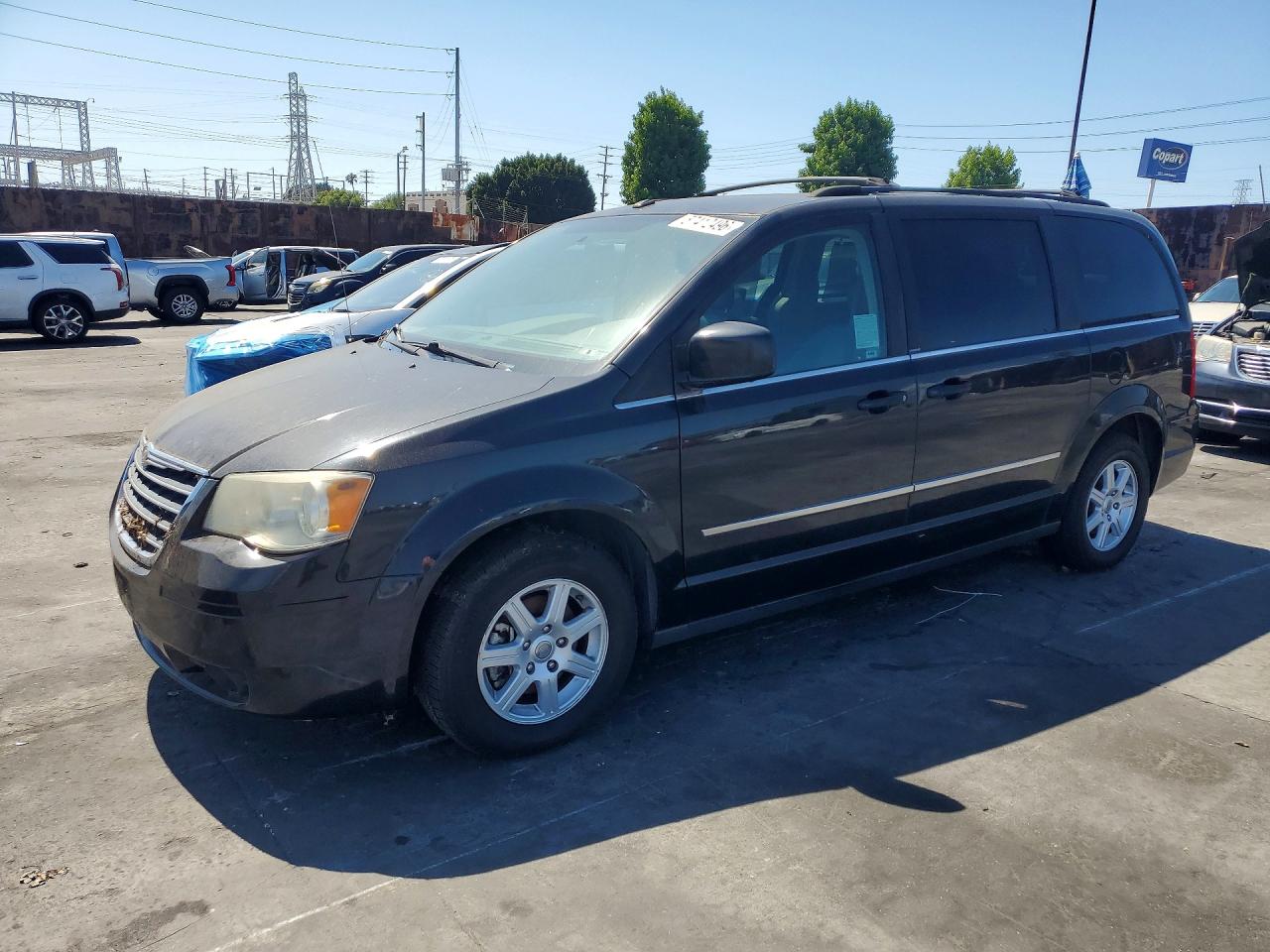 2A4RR5DX1AR153151 · 2010 CHRYSLER TOWN & COUNTRY