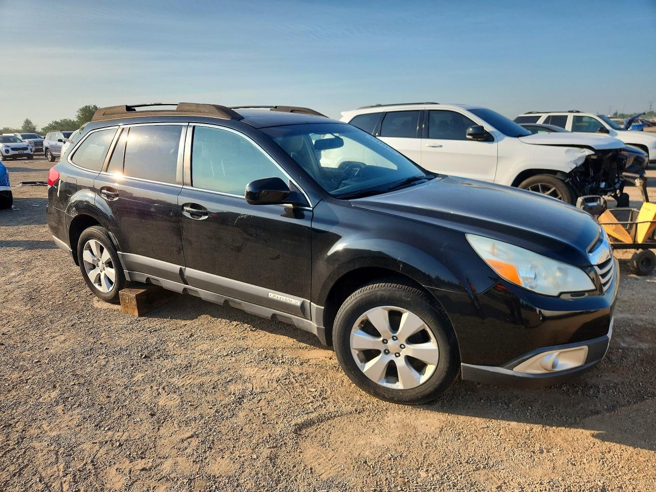 4S4BRCKC7A3334626 · 2010 SUBARU OUTBACK · 4/11