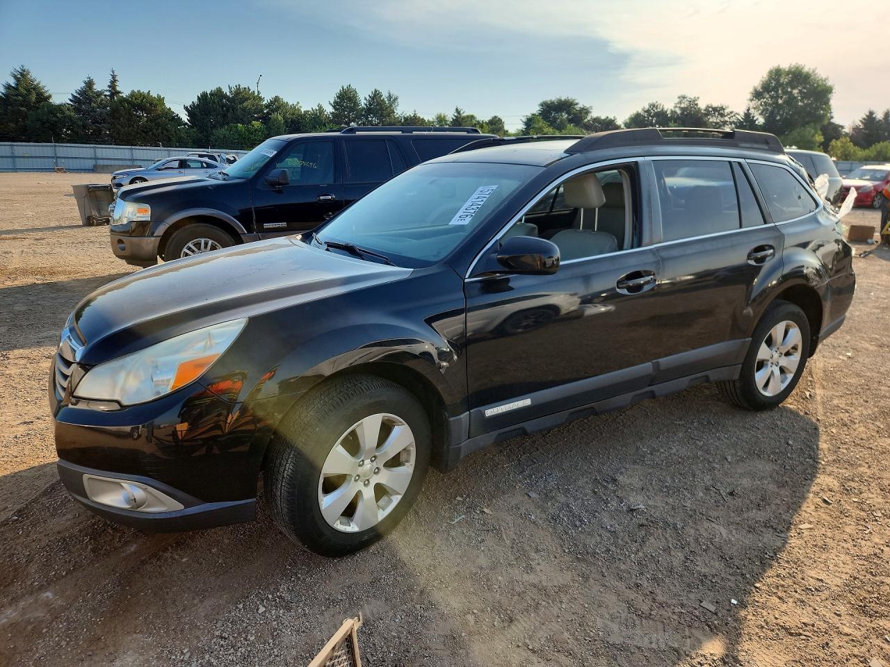 4S4BRCKC7A3334626 · 2010 SUBARU OUTBACK