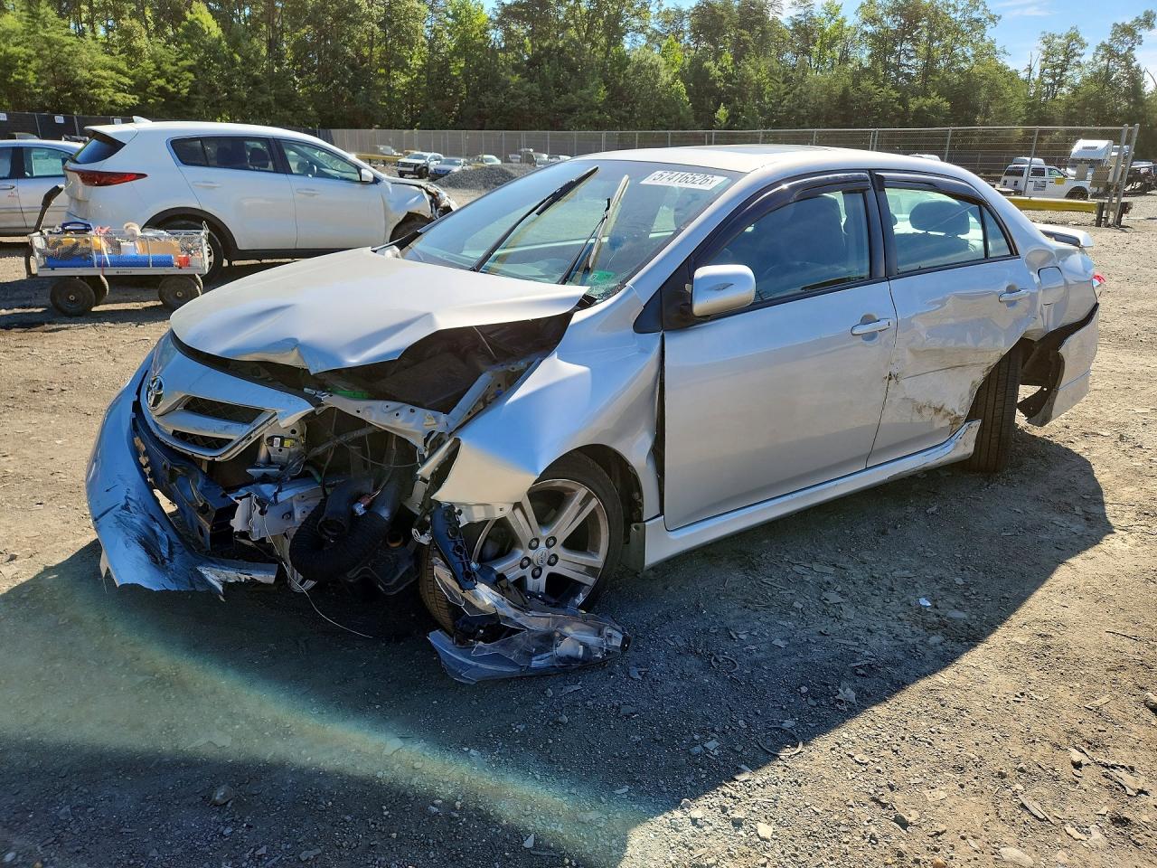 2T1BU4EE2DC075500 · 2013 TOYOTA COROLLA