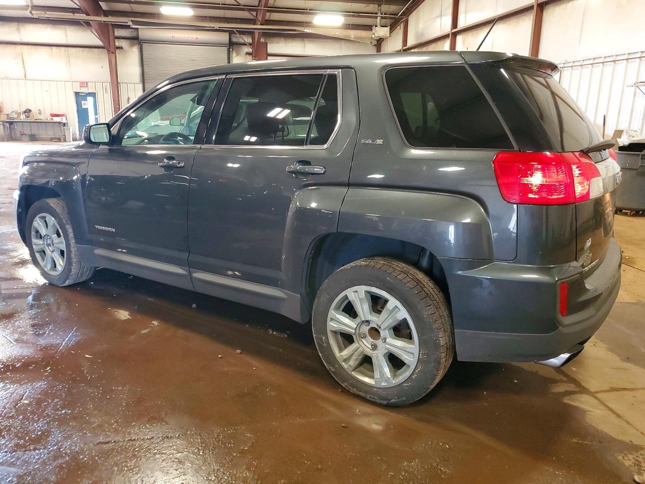 2GKALMEK8H6283445 · 2017 GMC TERRAIN · 2/13