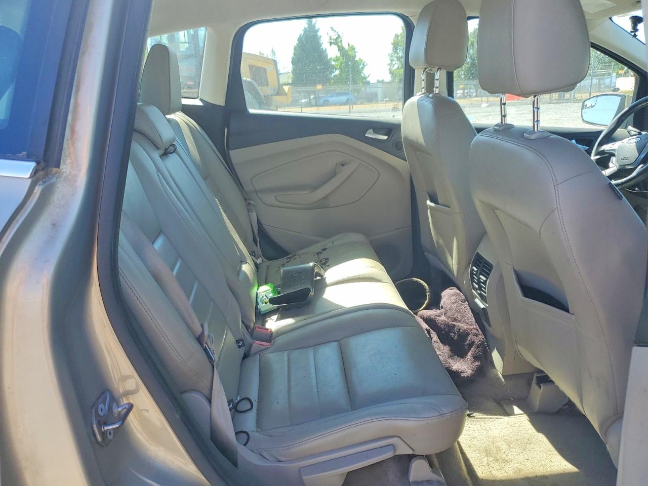 1FADP5BUXGL103094 · 2016 FORD C-MAX · 10/12