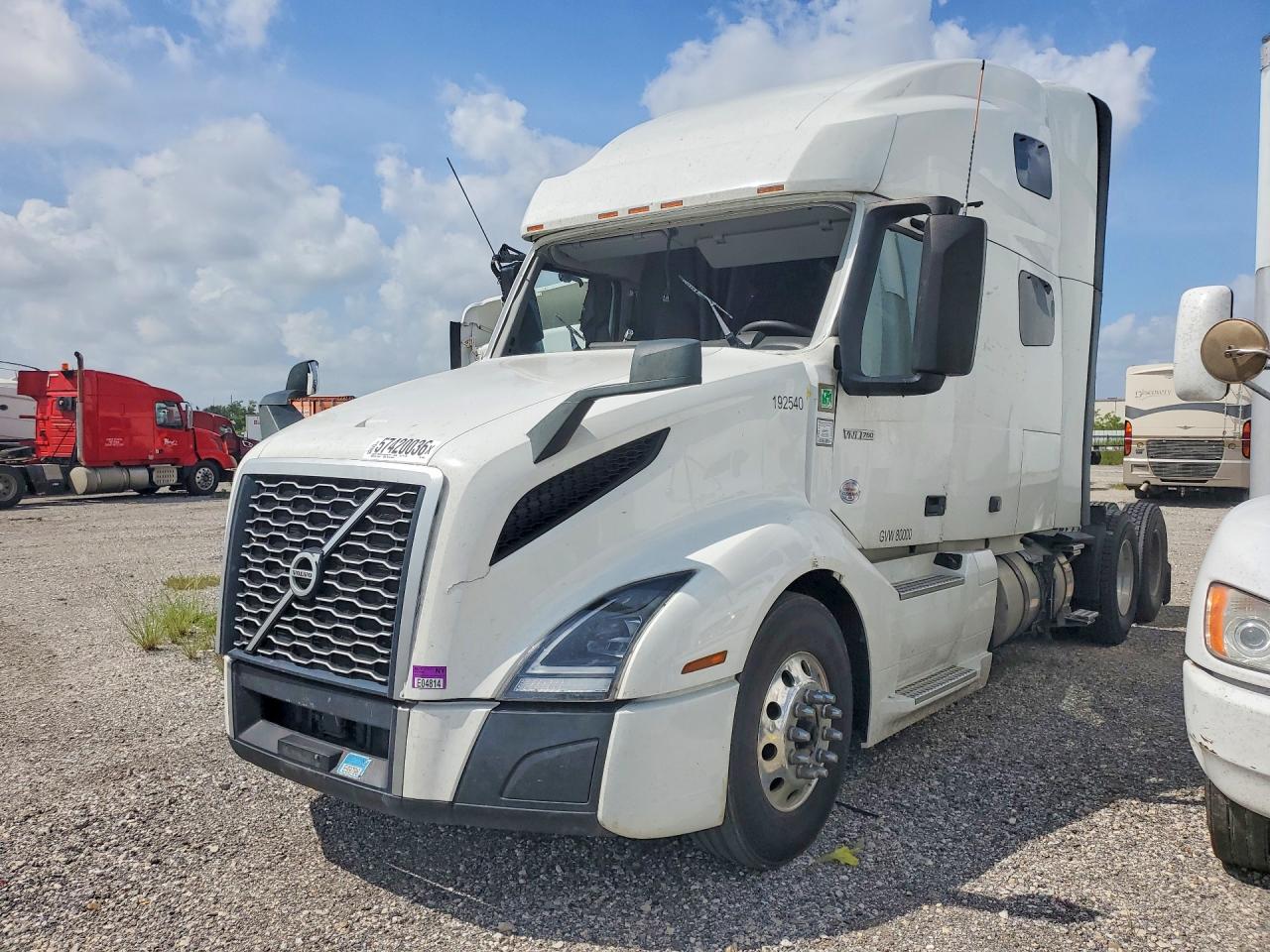 4V4NC9EH0RN339443 · 2024 VOLVO VNL