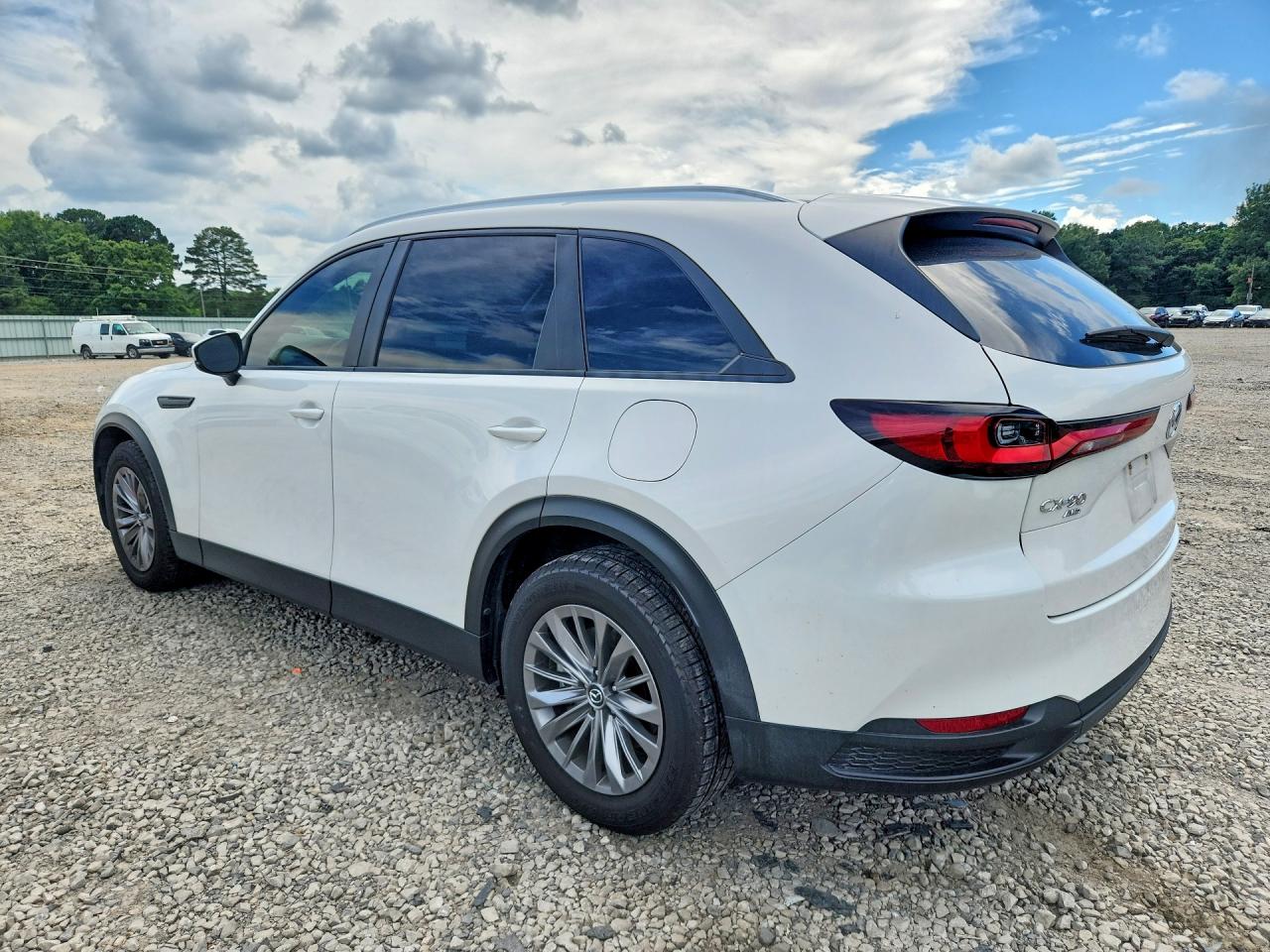 JM3KKAHD9R1136979 · 2024 MAZDA CX-90 · 2/12