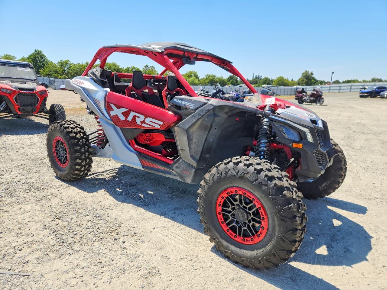 3JBVXAV22SE000662 · 2025 CAN-AM MAVERICK X3