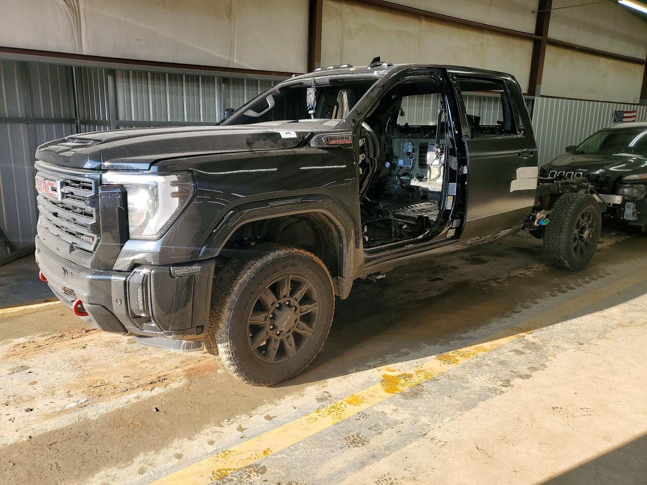 1GT4UPEYXSF314137 · 2025 GMC SIERRA